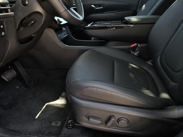 new 2025 Hyundai TUCSON Hybrid car, priced at $36,609