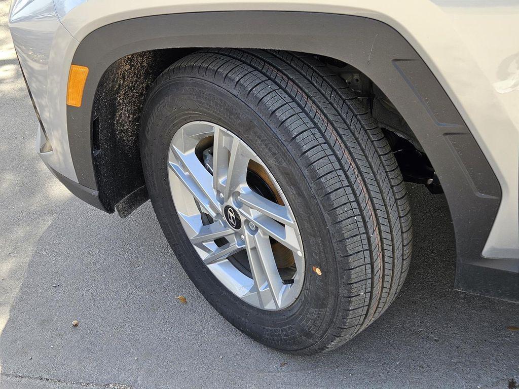 new 2025 Hyundai Tucson car, priced at $28,081