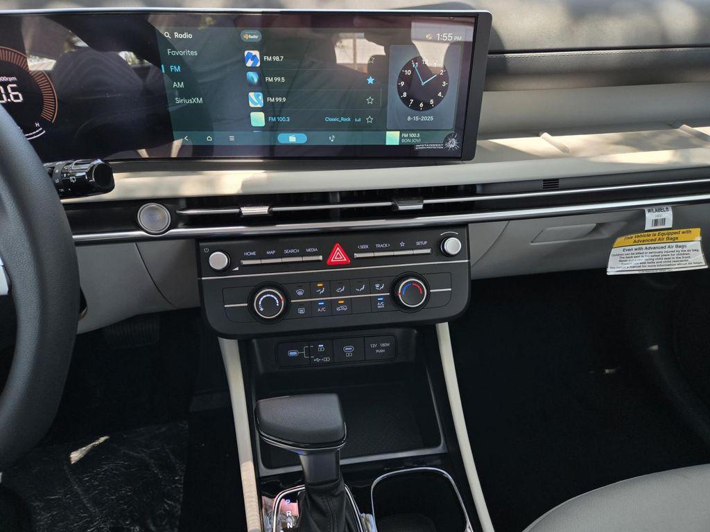 new 2025 Hyundai Tucson car, priced at $28,081