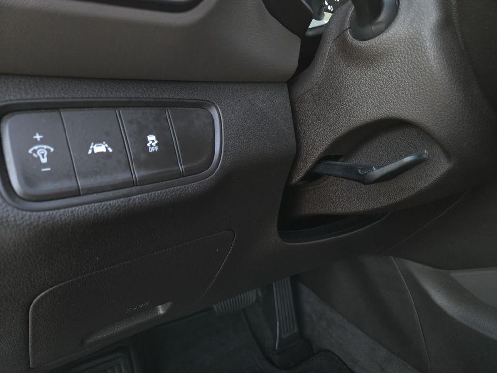 used 2020 Hyundai Santa Fe car, priced at $16,171