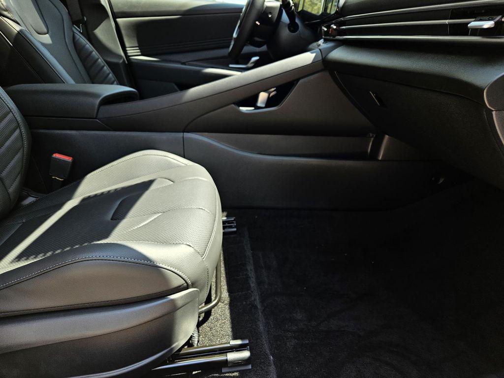 new 2025 Hyundai ELANTRA HEV car, priced at $30,545