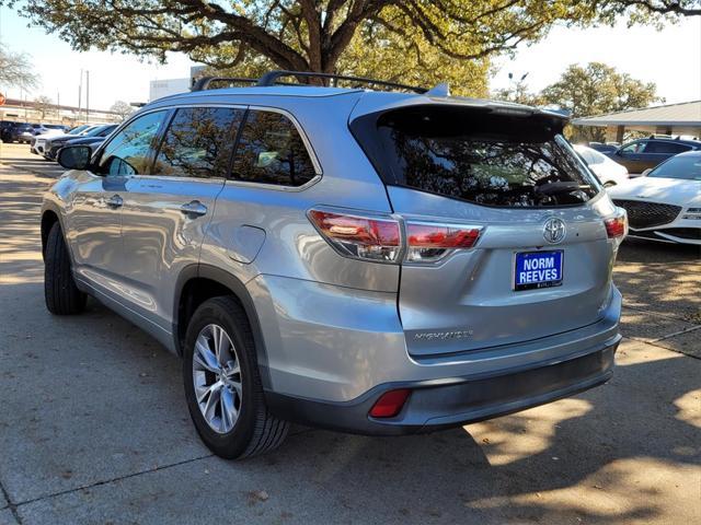 used 2015 Toyota Highlander car, priced at $17,524