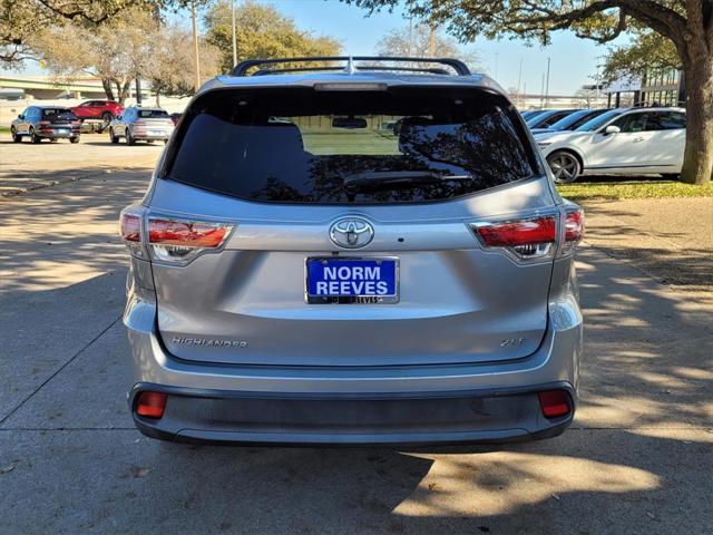 used 2015 Toyota Highlander car, priced at $17,524