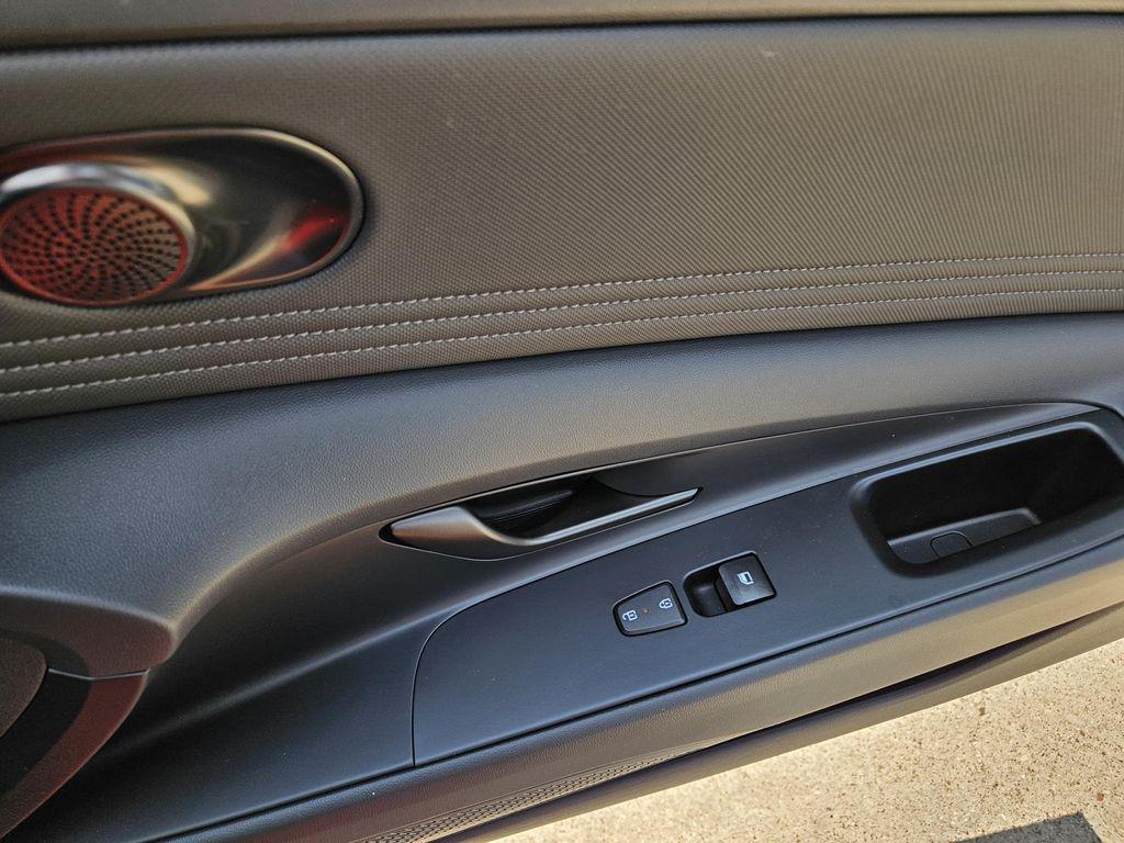 new 2025 Hyundai Elantra car, priced at $24,482