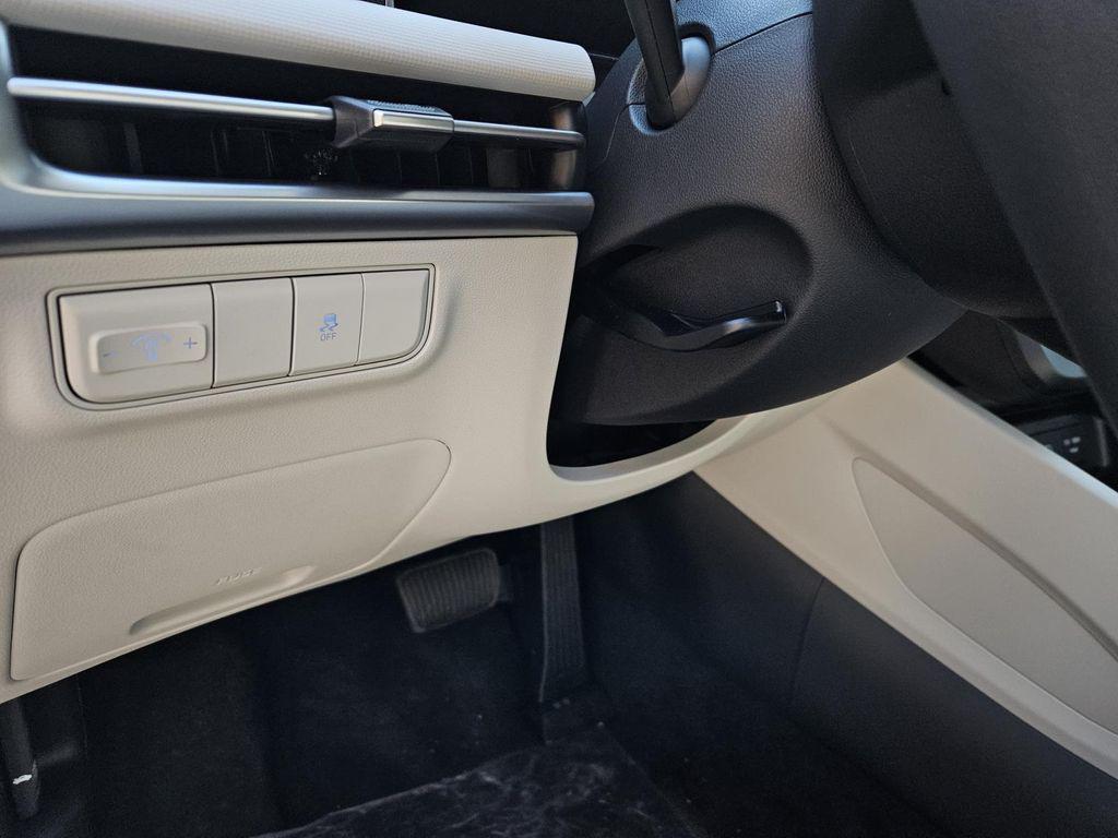 new 2025 Hyundai Tucson car, priced at $30,479