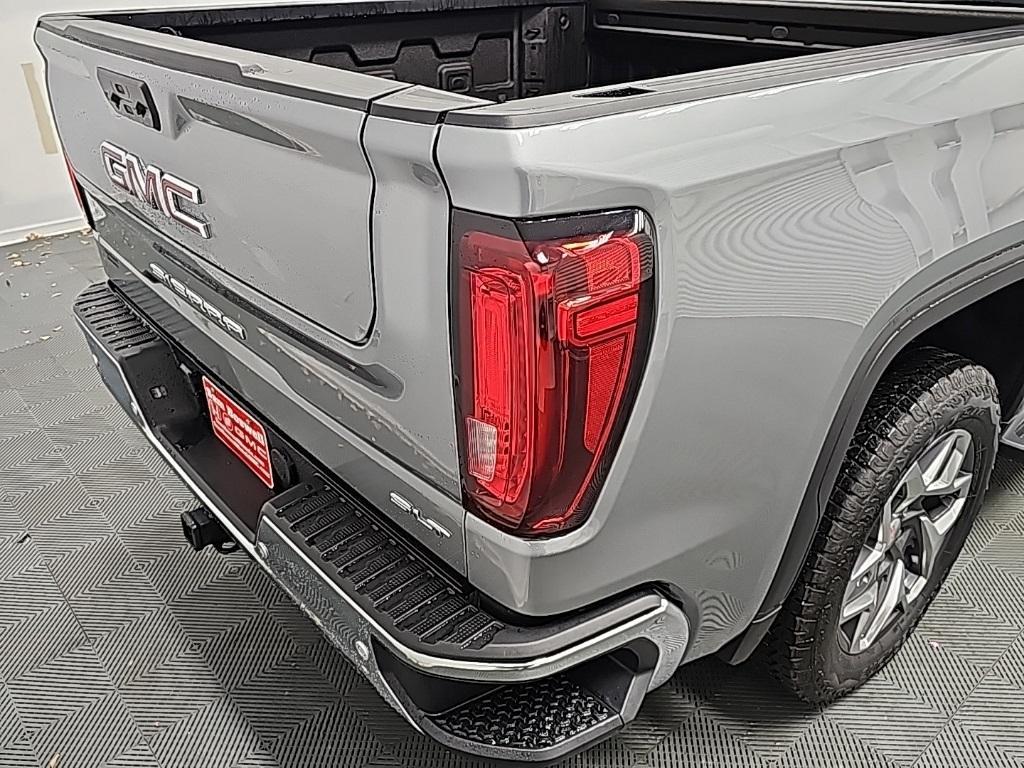 new 2025 GMC Sierra 1500 car, priced at $61,870