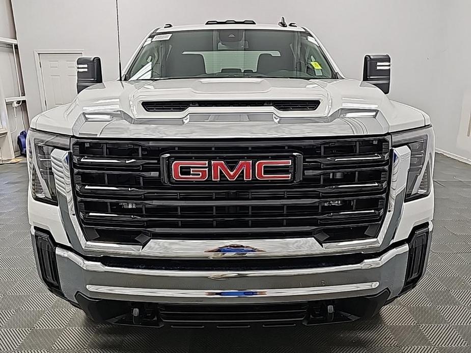 new 2024 GMC Sierra 2500 car, priced at $66,275