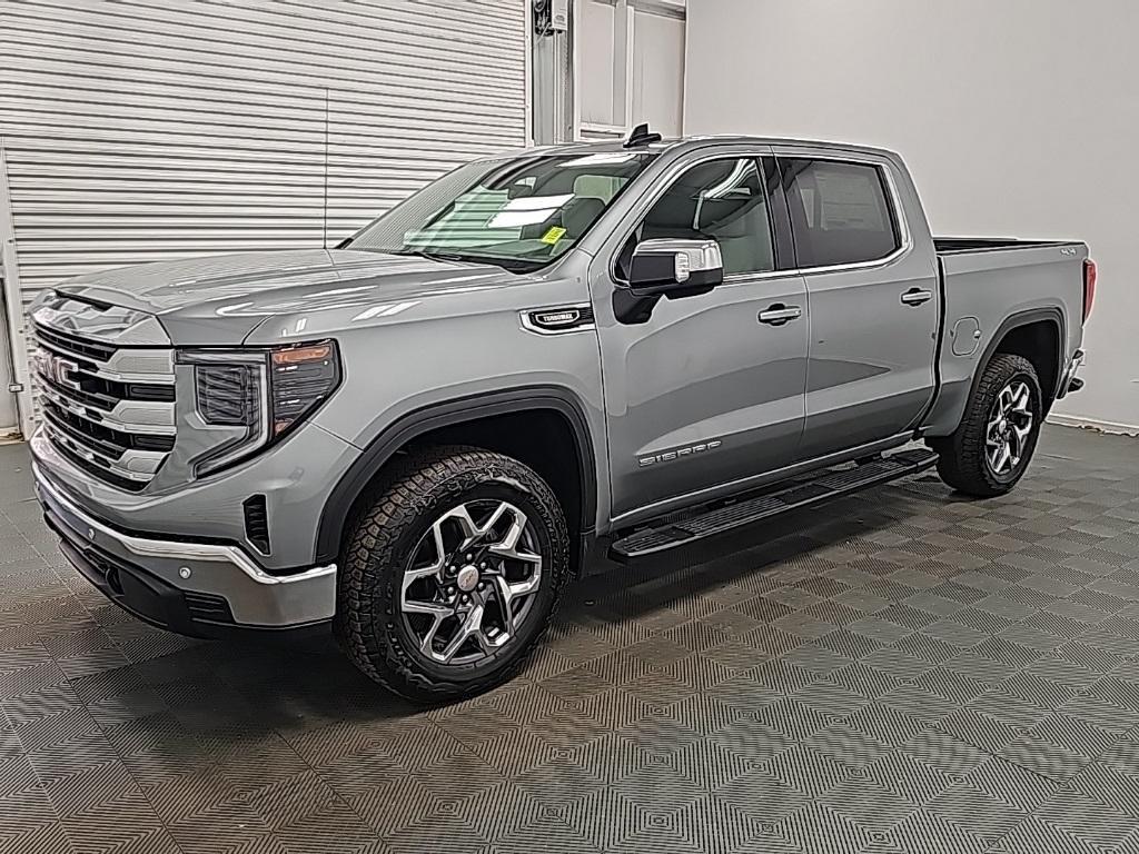 new 2025 GMC Sierra 1500 car, priced at $52,550