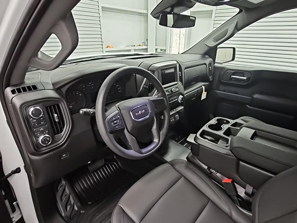 new 2025 GMC Sierra 1500 car, priced at $41,165