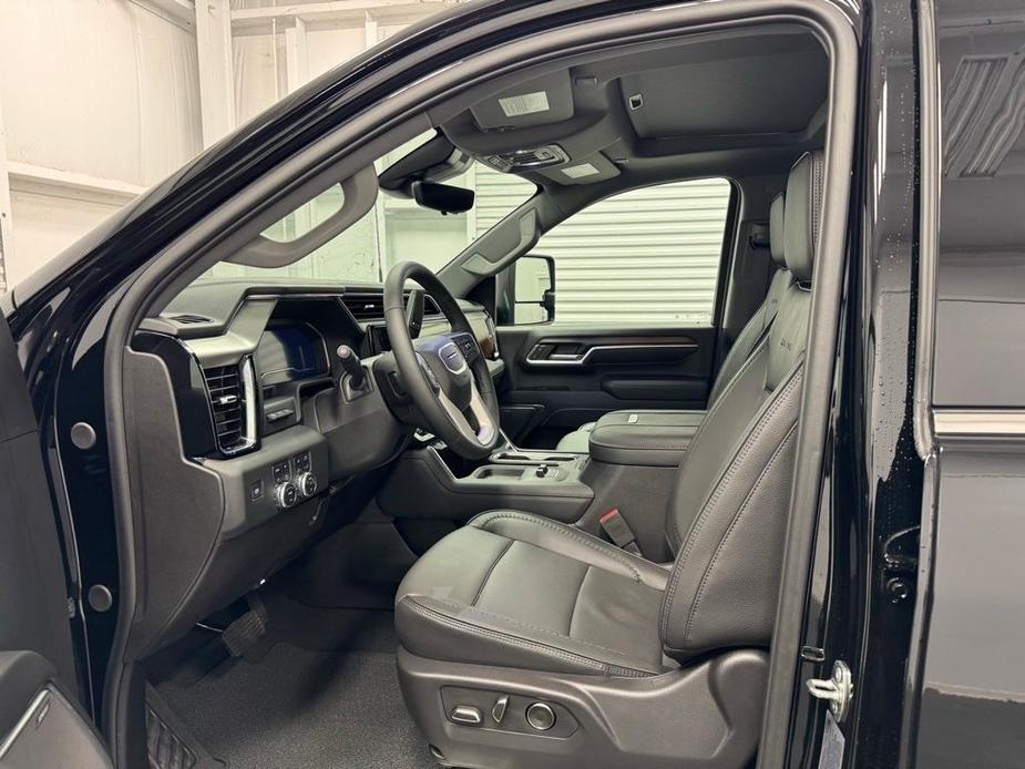 new 2024 GMC Sierra 2500 car, priced at $85,990