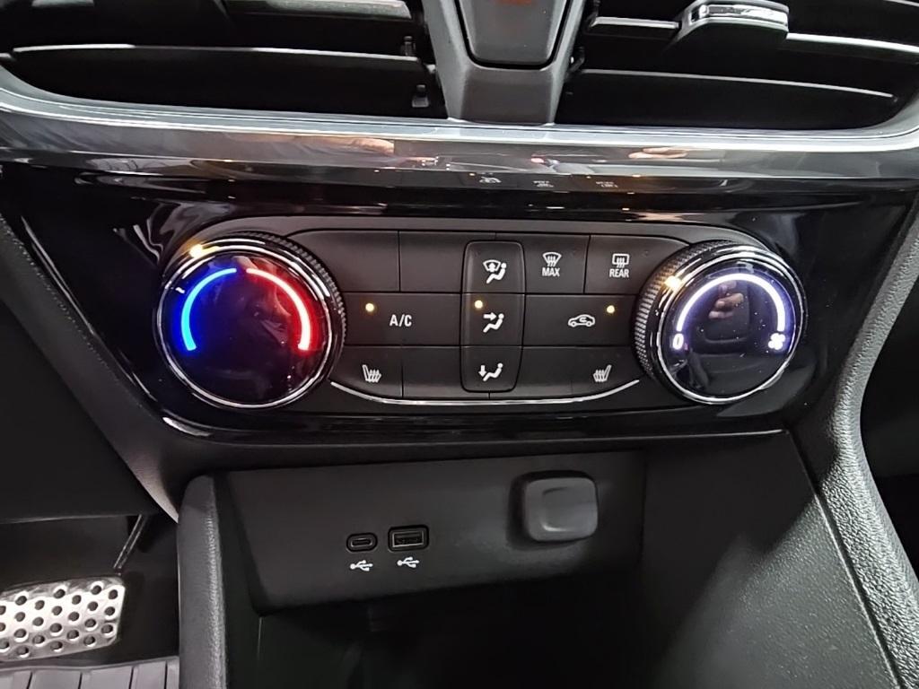 new 2026 Buick Encore GX car, priced at $27,175