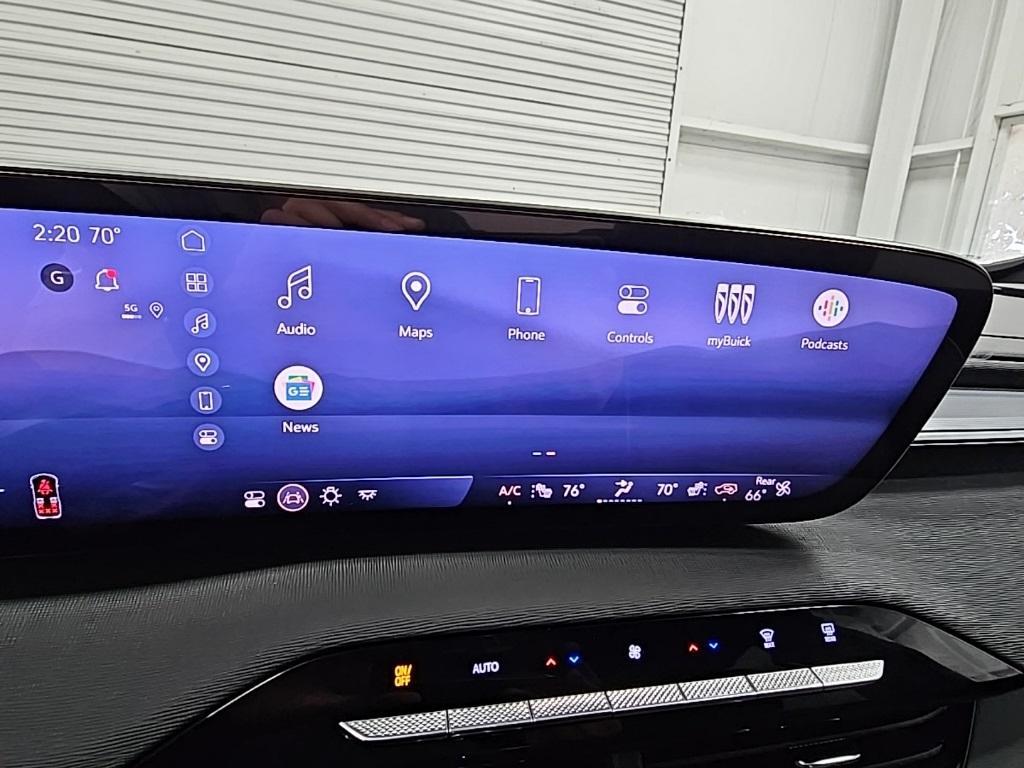 new 2025 Buick Enclave car, priced at $55,180
