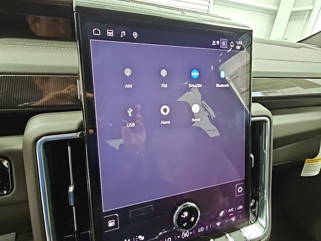 new 2025 GMC Yukon car, priced at $69,640