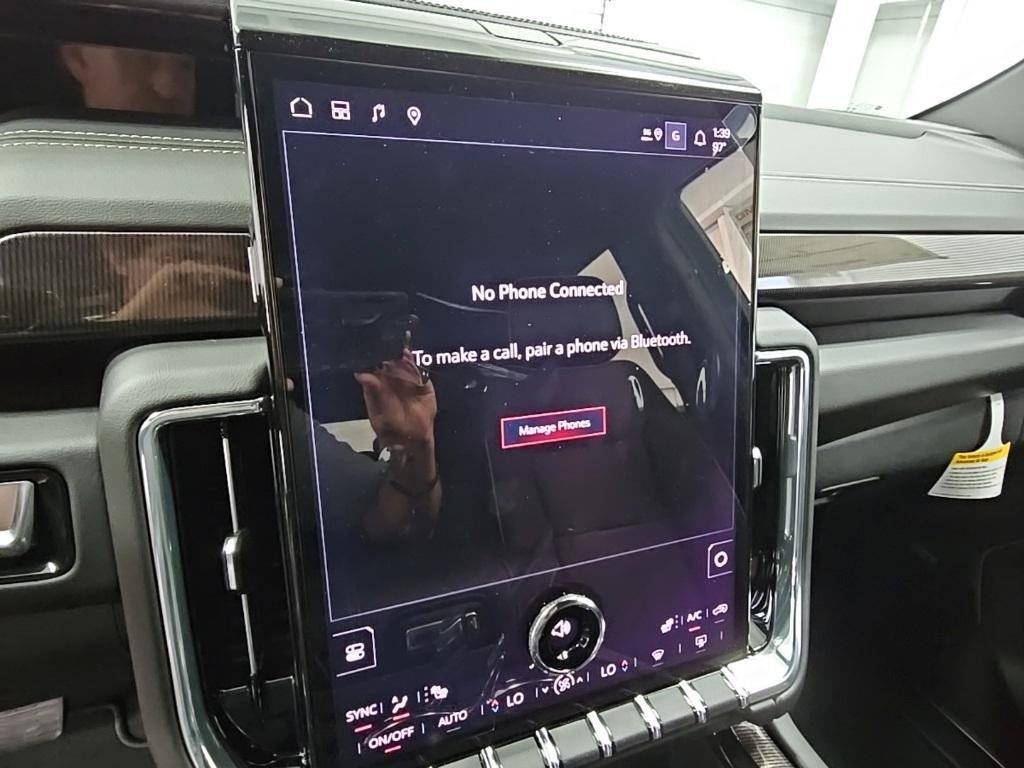 new 2025 GMC Yukon car, priced at $74,865