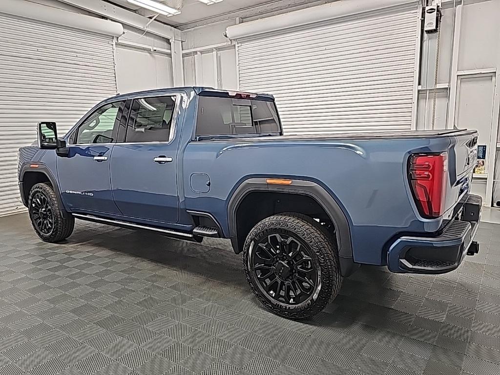 new 2025 GMC Sierra 2500 car, priced at $100,270