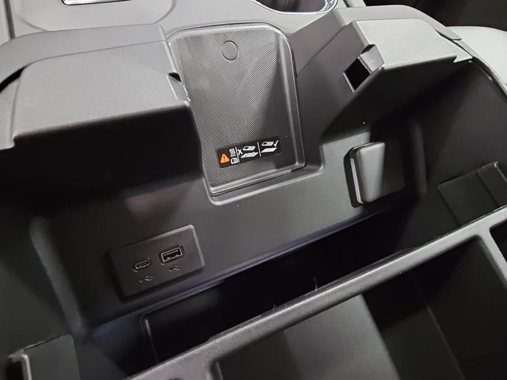new 2025 GMC Sierra 2500 car, priced at $85,655
