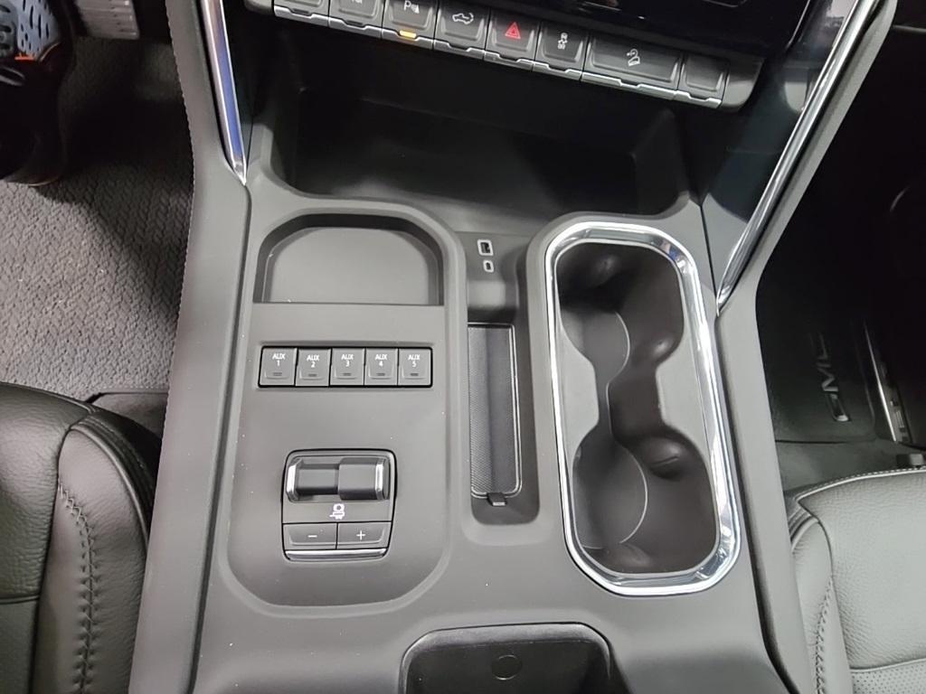 new 2025 GMC Sierra 2500 car, priced at $85,655