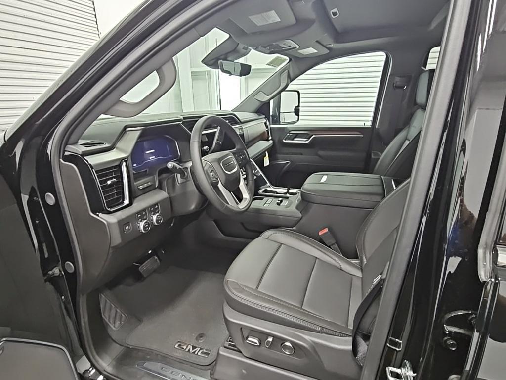 new 2025 GMC Sierra 2500 car, priced at $85,655