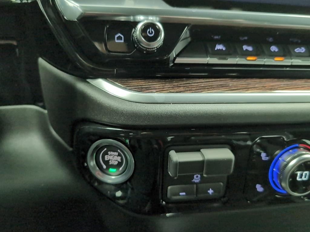 new 2025 GMC Sierra 1500 car, priced at $54,940