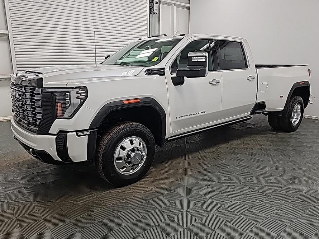 new 2025 GMC Sierra 3500 car, priced at $99,860