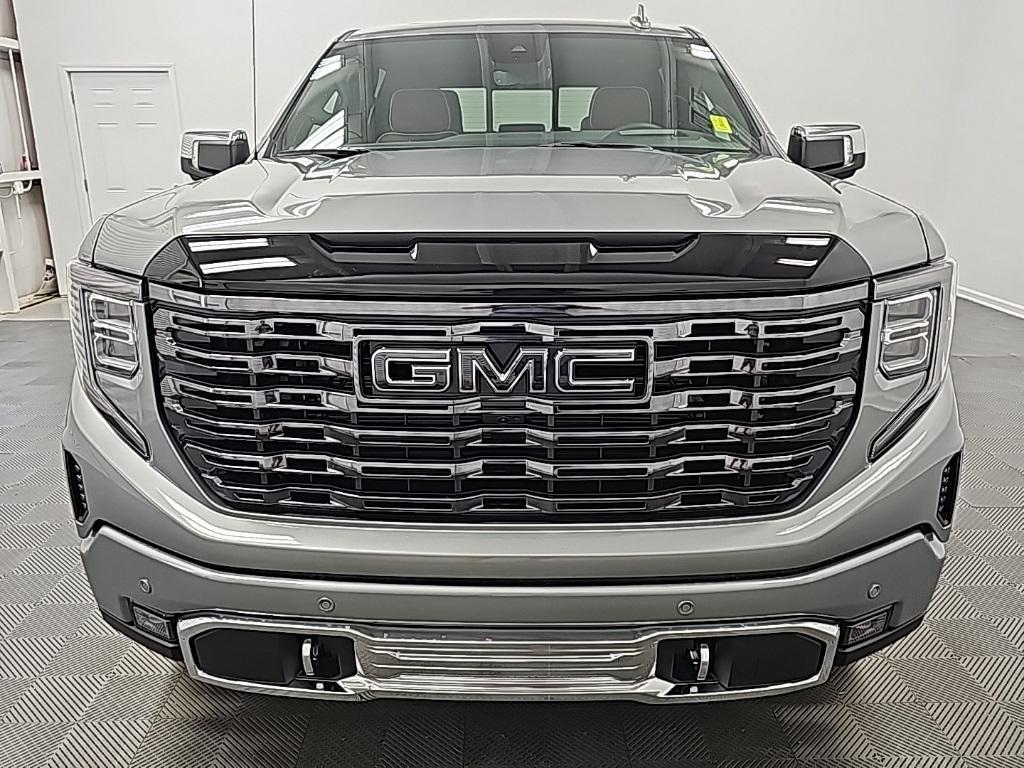 new 2025 GMC Sierra 1500 car, priced at $78,255
