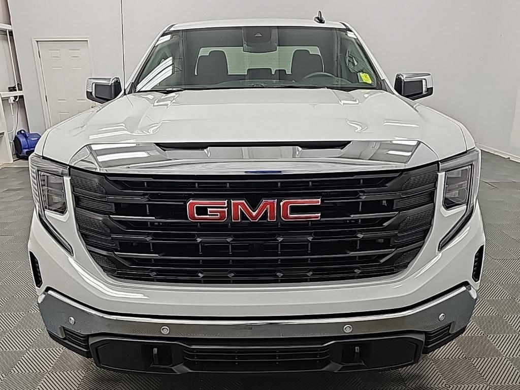 new 2025 GMC Sierra 1500 car, priced at $38,890