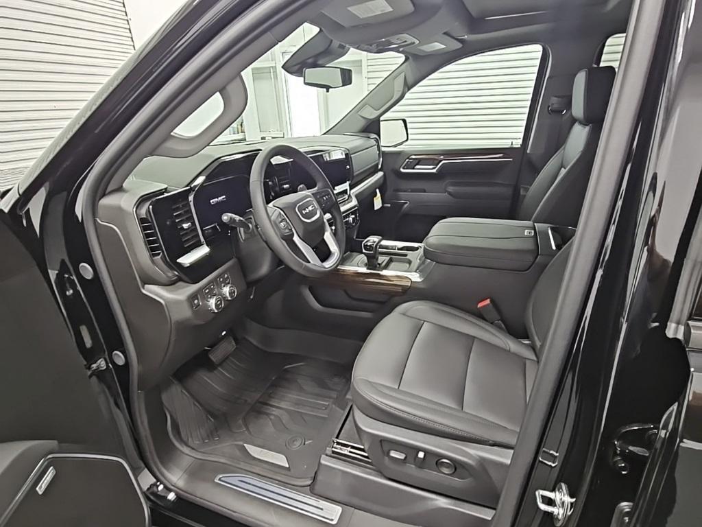 new 2026 GMC Sierra 1500 car, priced at $59,490