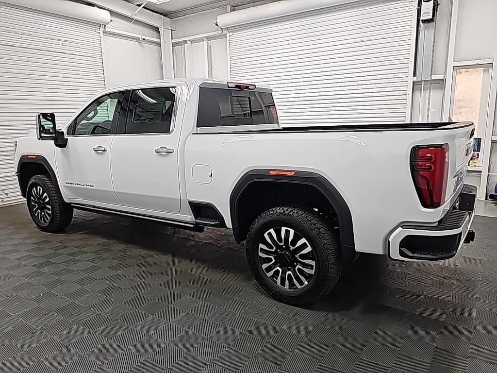 new 2025 GMC Sierra 3500 car, priced at $96,005