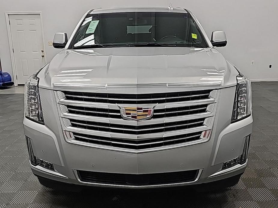 used 2019 Cadillac Escalade ESV car, priced at $36,037