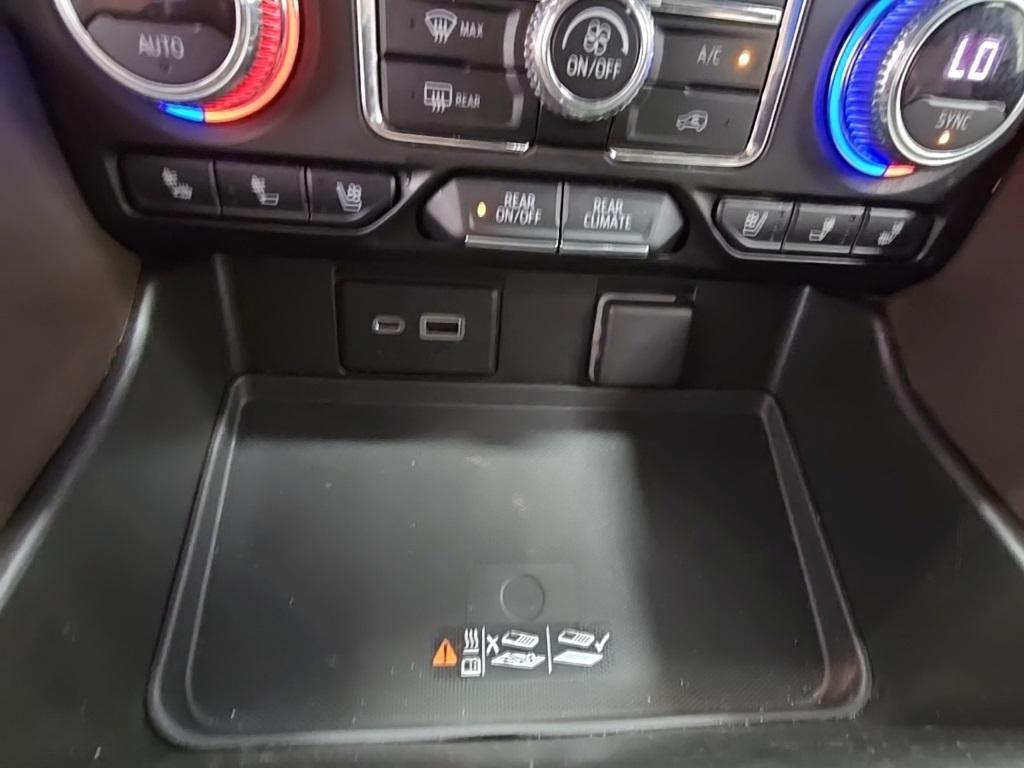 used 2022 GMC Yukon XL car, priced at $43,818