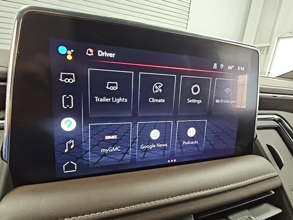 used 2022 GMC Yukon XL car, priced at $43,818