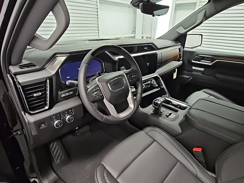 new 2025 GMC Sierra 1500 car, priced at $70,300
