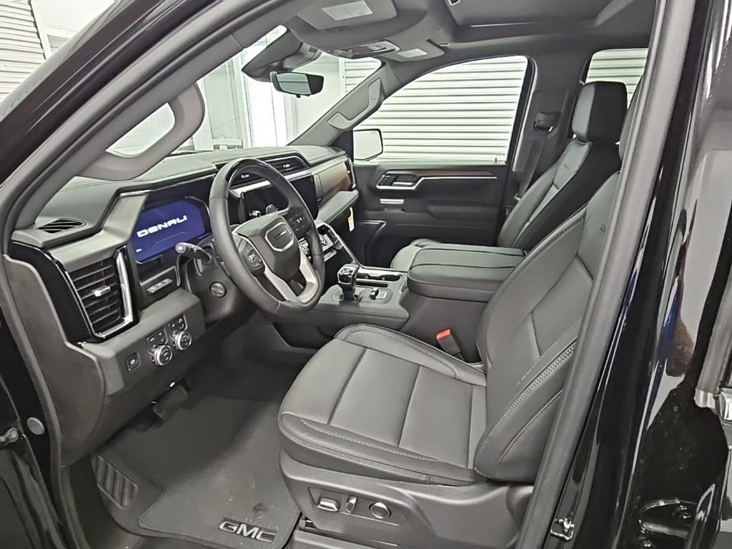 new 2025 GMC Sierra 1500 car, priced at $70,300
