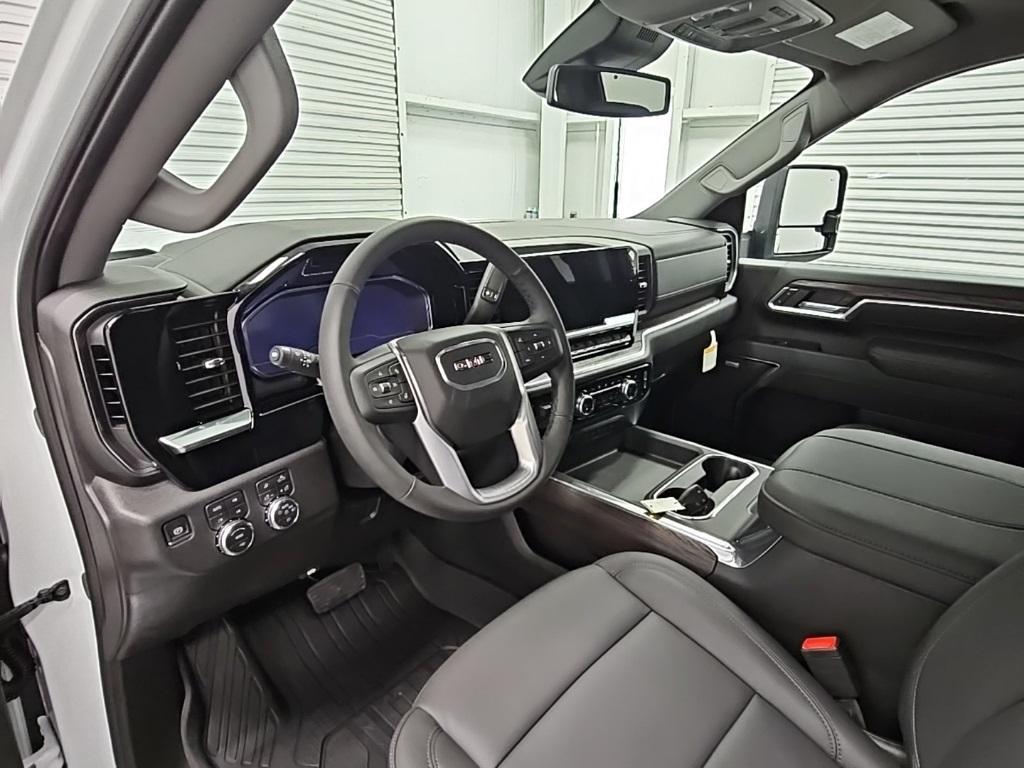 new 2025 GMC Sierra 2500 car, priced at $70,930