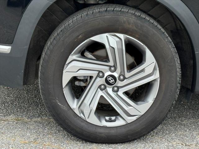 used 2023 Hyundai Santa Fe car, priced at $22,404