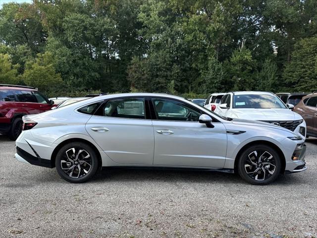 new 2025 Hyundai Sonata car, priced at $29,891