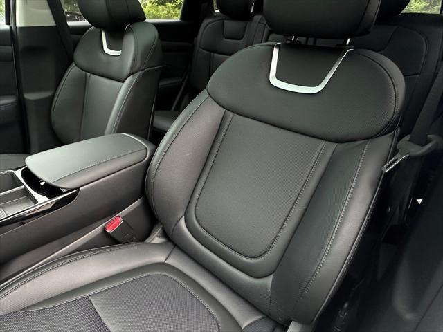 new 2025 Hyundai TUCSON Hybrid car, priced at $41,229