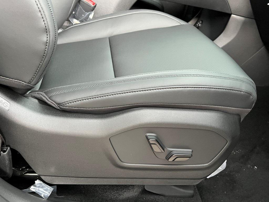 new 2026 Hyundai SANTA FE HEV car, priced at $44,995