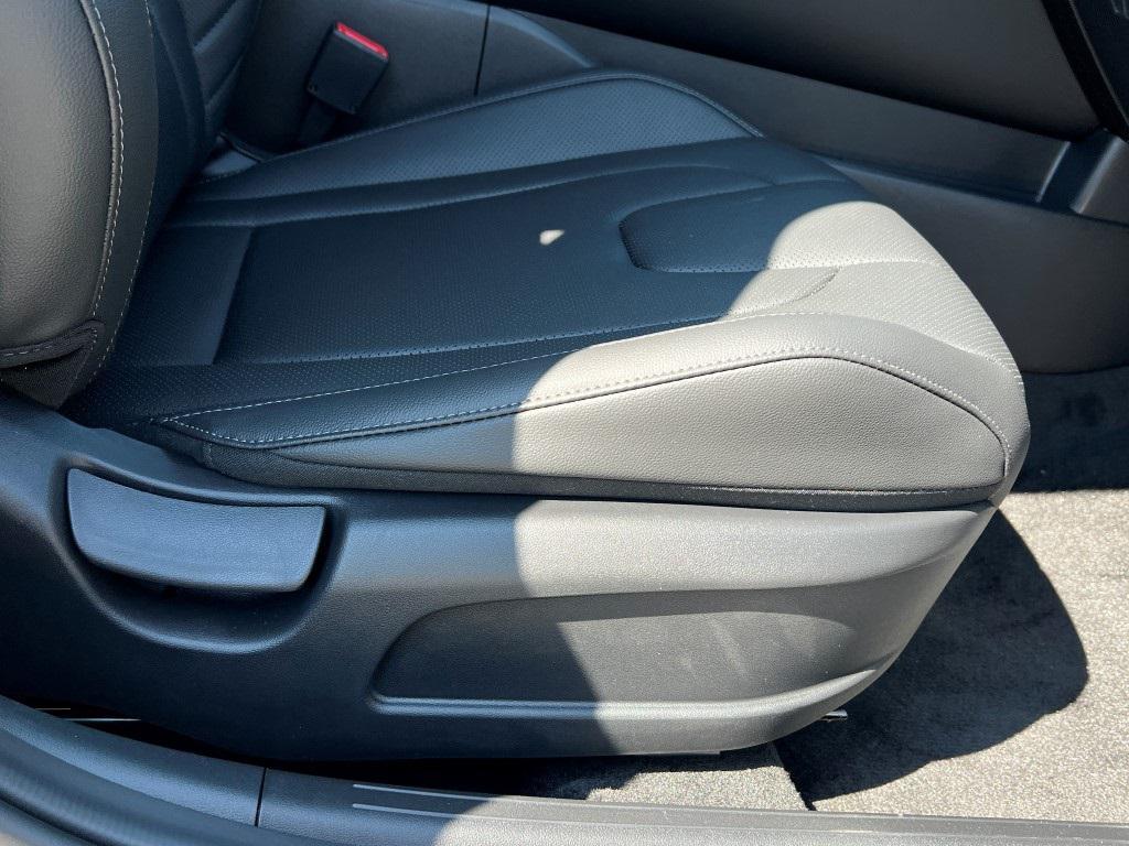new 2025 Hyundai Elantra car, priced at $24,731