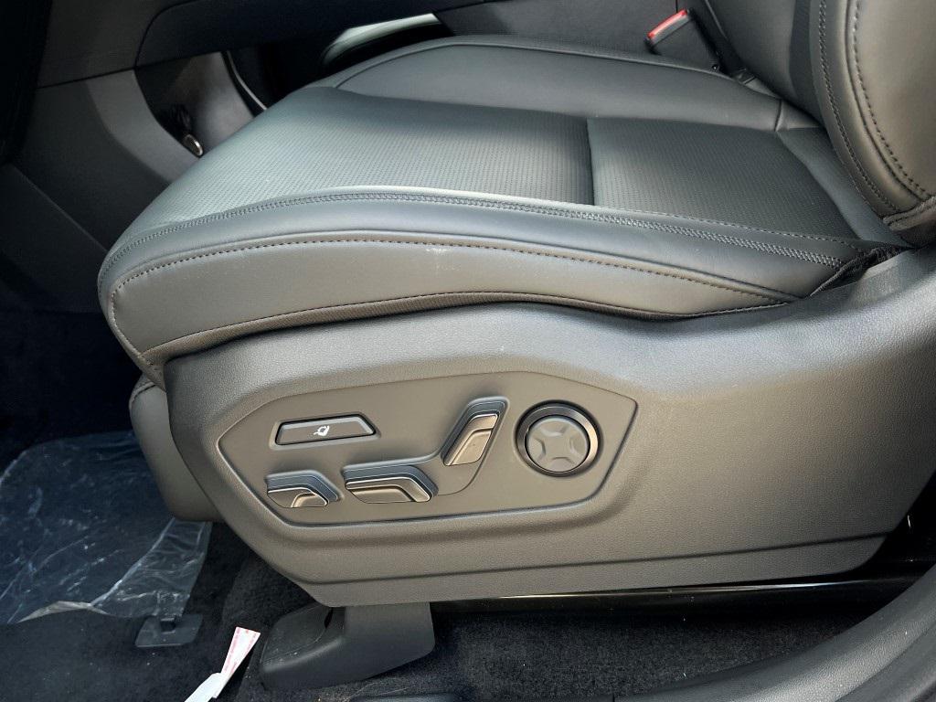 new 2026 Hyundai SANTA FE HEV car, priced at $45,998