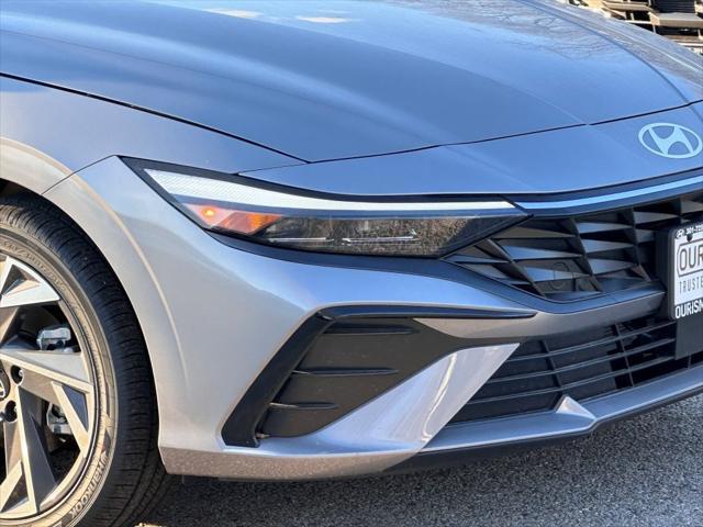 new 2025 Hyundai Elantra car, priced at $25,479