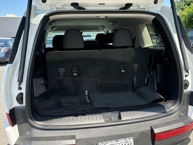 used 2025 Hyundai Santa Fe car, priced at $29,803