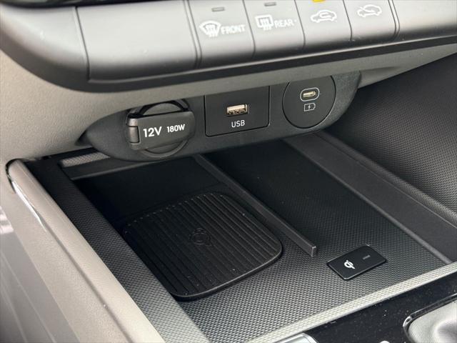 new 2025 Hyundai Elantra car, priced at $23,049