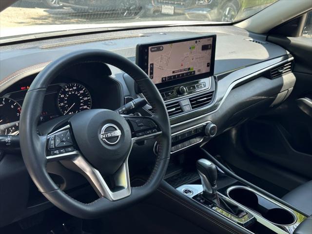 used 2023 Nissan Altima car, priced at $22,904
