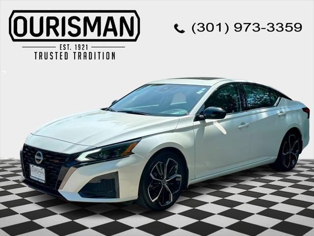 used 2023 Nissan Altima car, priced at $22,904