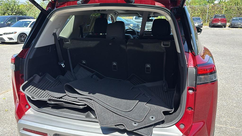 used 2023 Nissan Pathfinder car, priced at $35,401
