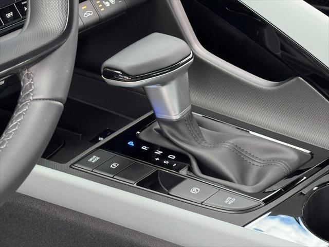 new 2025 Hyundai Elantra car, priced at $30,735