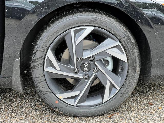 new 2025 Hyundai Elantra car, priced at $23,198