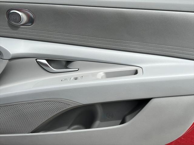 new 2025 Hyundai ELANTRA HEV car, priced at $25,840