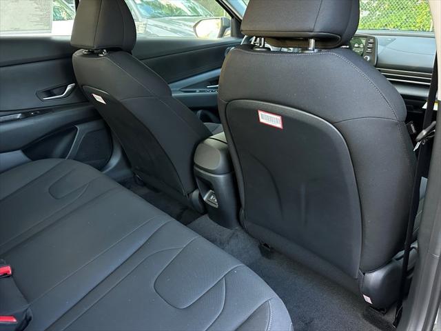 new 2025 Hyundai ELANTRA HEV car, priced at $25,526